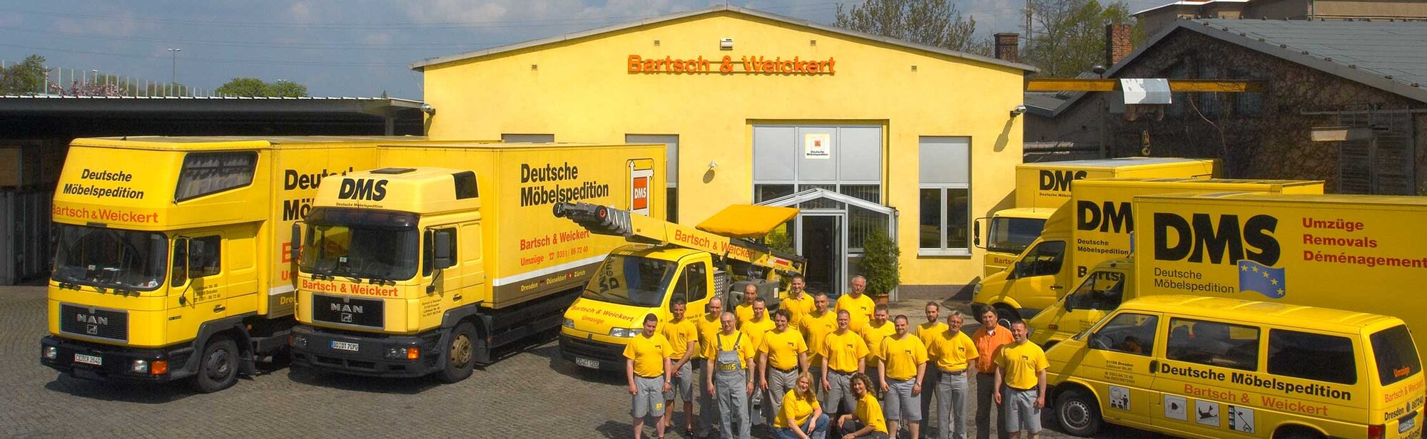 Gebäude und Fahrzeuge Gebäude und Fahrzeuge